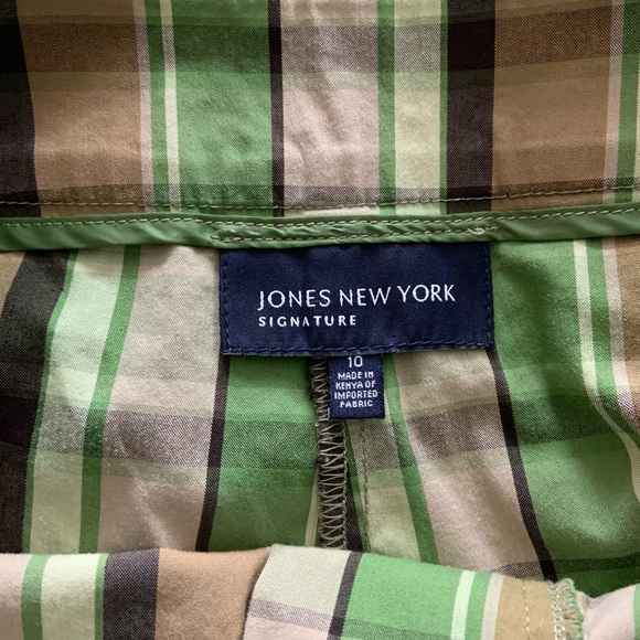 Plaid Bermuda shorts new condition - Picture 2 of 5